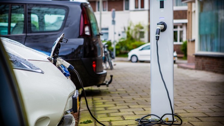 BOVAG pleit voor subsidie elektrische auto voor particulieren, nu de huidige fiscale stimulans vooral gericht i is op zakelijk rijders.