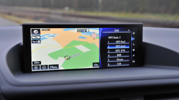 Lexus geeft de CT 200h nog een keer een facelift om het model nog even actueel te houden.