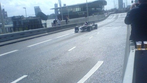 Zondag 20 augustus was de dag dat autoraceminnend Nederland zijn hart op kon halen in Rotterdam bij de Bavaria City Racing. Autovandaag was aanwezig op dit racespektakel en heeft speciaal voor jullie 