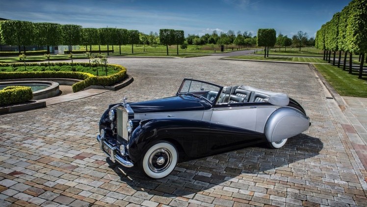 Rolls-Royce Dawn komt begin 2016 op de markt als Wraith Drophead Convertible.