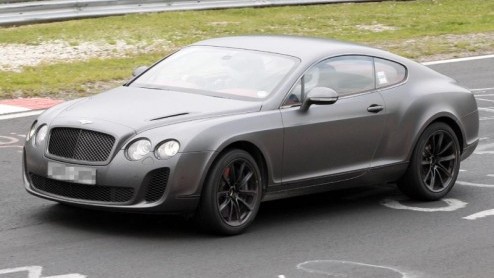 Een Bentley op 'de Ring', wat moet dat voorstellen? De neus spreekt boekdelen, dit is de Continental Supersports! Bij het presenteren van een concept op de Autosalon van Geneve dit jaar blijft het dus