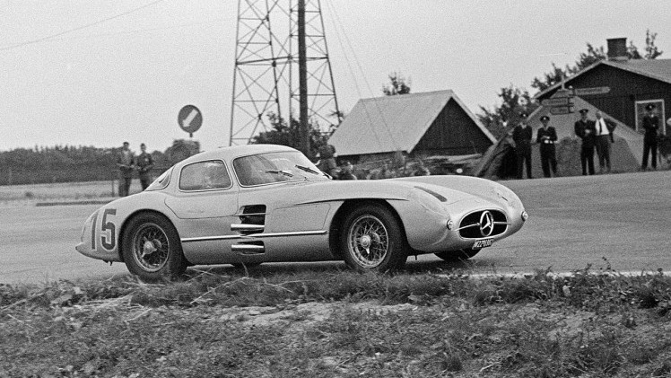 Het Louwman Museum stelt deze zomer zeven zeer bijzondere Mercedes racewagens uit de jaren vijftig tentoon.
