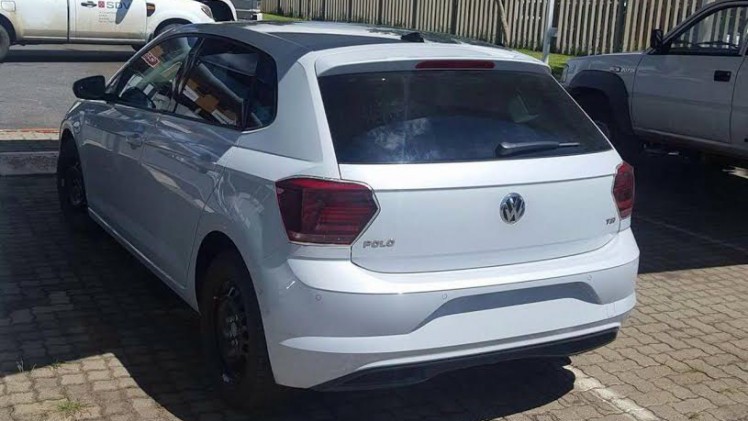 De volledig nieuwe Volkswagen Polo wordt pas in september officieel onthuld, maar is nu al ongecamoufleerd gespot in Zuid-Afrika.