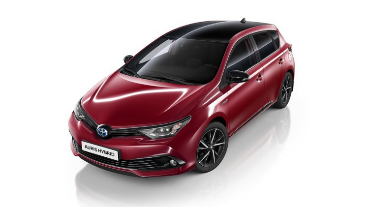 Toyota levert de Auris nu ook als Black Edition. Toch is zwart n van de carrosseriekleuren die niet leverbaar zijn voor de speciale uitvoering.