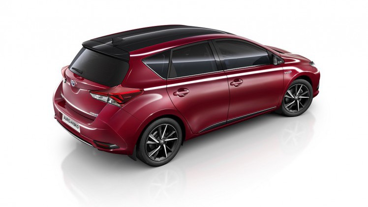 Toyota levert de Auris nu ook als Black Edition. Toch is zwart n van de carrosseriekleuren die niet leverbaar zijn voor de speciale uitvoering.