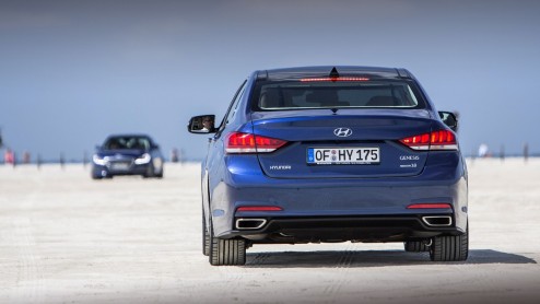 Rij-indruk Hyundai Genesis sedan, de luxe limousine met 3.8 V6 en alle gadgets.