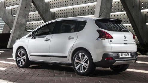 BlueHDi diesels voor Peugeot 3008 in de vorm van de 1.6 BlueHDi 120 en de 2.0 BlueHDi 150, verkrijgbaar in de Blue Lease uitvoering.