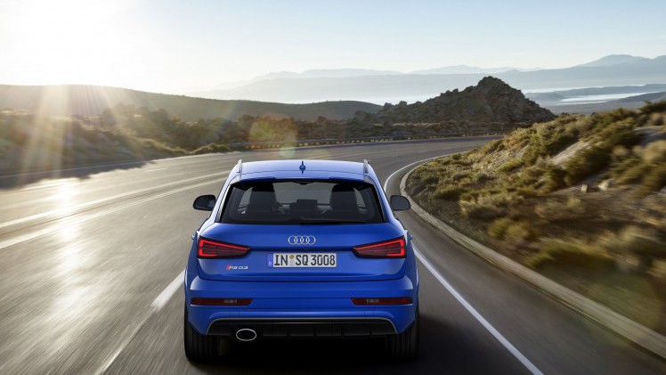 De Audi RS Q3 gaat exclusief als RS Q3 Performance met de tot 367 pk opgestookte 2.5 TFSI motor. De introductie vindt plaats op de Autosalon van Genve 2016.