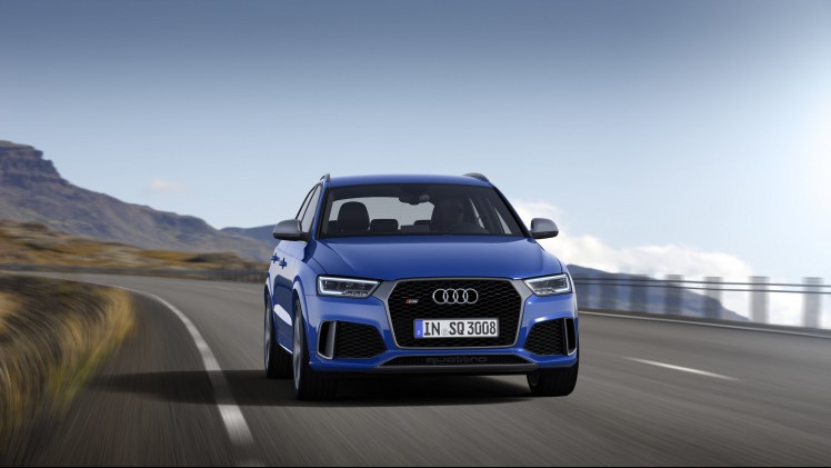 De Audi RS Q3 gaat exclusief als RS Q3 Performance met de tot 367 pk opgestookte 2.5 TFSI motor. De introductie vindt plaats op de Autosalon van Genve 2016.
