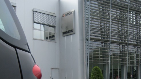 Eind vorige week werd door een aantal leden van smartforum.nl een 'BRABUSmeeting' in het Duitse Bottrop georganiseerd. Die dag stond een rondleiding bij BRABUS op het programma, waarin de smartliefheb
