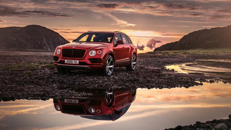 Bentley brengt een 4 liter V8 biturbo in de Bentayga.