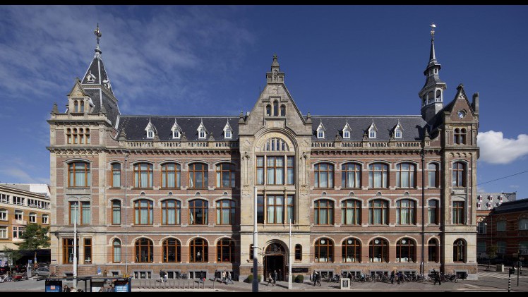 Bentley Leusden opent nieuwe vestiging in Conservatorium Hotel Amsterdam.