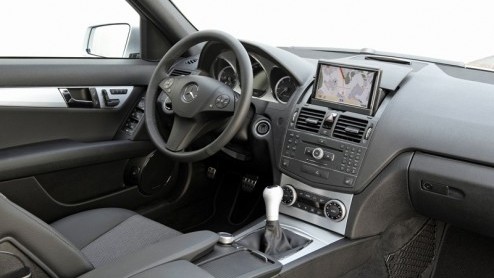 Mercedes heeft met de nieuwe C-Klasse een mijlpaal bereikt. Na ruim anderhalf jaar staat de productieteller van de 'W204' op 500.000 exemplaren. Het leeuwendeel is - hoe kan het ook anders - een sedan