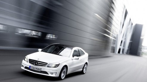 Mercedes breidt dit kwartaal het gamma van de CLC uit met een BlueEfficiency uitvoering. Daartoe wordt de CLC 160 weer in het leven geroepen. Een iets minder vermogende CLC die net iets zuiniger zijn 
