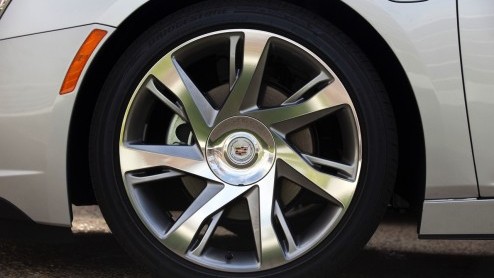 Cadillac ELR plug-in hybride met range extender komt in het derde kwartaal van 2015 naar Nederland.