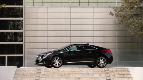 Cadillac ELR plug-in hybride met range extender komt in het derde kwartaal van 2015 naar Nederland.