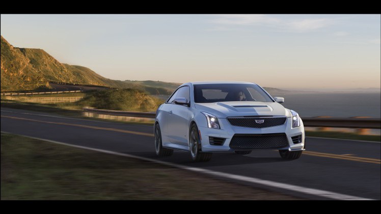Cadillac neemt brandstofbesparende maatregelen met de introductie van stop/start-techniek, cilinderuitschakeling en een nieuwe achttrapsautomaat.