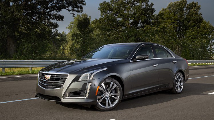 Cadillac neemt brandstofbesparende maatregelen met de introductie van stop/start-techniek, cilinderuitschakeling en een nieuwe achttrapsautomaat.