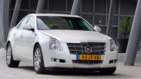 Cadillac luidt modeljaar 2009 in met een motorisch opgepepte BLS, een speciale editie van de SRX crossover, een hybride-Escalade en de nieuwe CTS Sport Wagon.