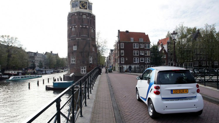 Car2go heeft in Amsterdam zijn 50.000ste lid genoteerd in 5 jaar.