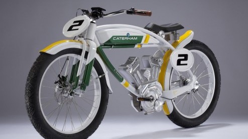 Caterham komt met een eigen motordivisie: Caterham Bikes. De tweewielerafdeling komt al direct met drie prototypes op de proppen tijdens de International Motorcycle Exhibition in Milaan.