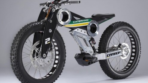 Caterham komt met een eigen motordivisie: Caterham Bikes. De tweewielerafdeling komt al direct met drie prototypes op de proppen tijdens de International Motorcycle Exhibition in Milaan.