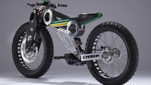Caterham komt met een eigen motordivisie: Caterham Bikes. De tweewielerafdeling komt al direct met drie prototypes op de proppen tijdens de International Motorcycle Exhibition in Milaan.