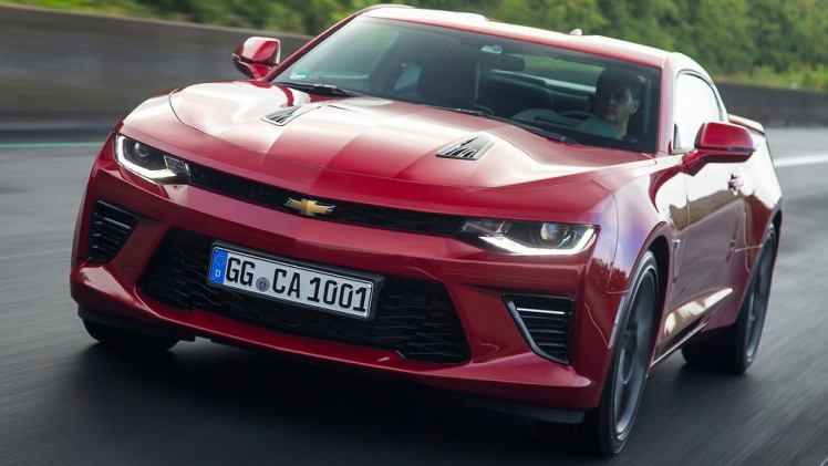 Chevrolet biedt ook een viercilinderversie van de Camaro, waarmee de auto in Nederland relatief betaalbaar wordt. Hoe bevalt die? Een rijtest!