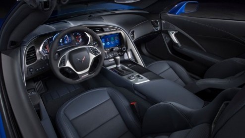 Chevrolet onthult op de New York International Auto Show de open versie van de Corvette Z06 Coup. De zomerse Z06 is inmiddels digitaal onthuld.