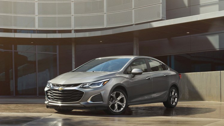 Chevrolet geeft de Spark, Cruze en Malibu een nieuw familiegezicht.