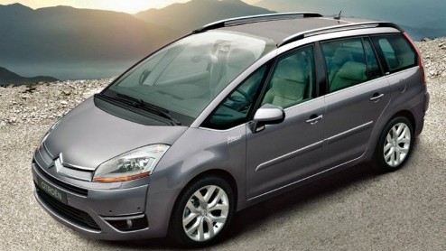 Hebben wij vorige week aan jullie nog het schaalmodel laten zien van de nieuwe (zevenzits) Picasso, Citroen heeft vandaag het echte model gepresenteerd.