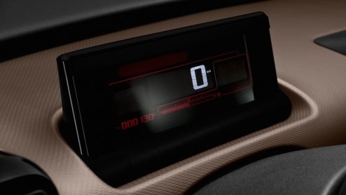Rijtest Citron C4 Cactus 1.2 PureTech 110 en e-HDi 90. De nieuwe crossover van Citron laat zien hoe vernieuwing leidt tot een eigenzinnige details, een lager gewicht en een gunstige prijs.