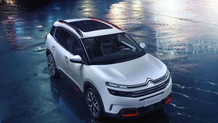 Citron mag dan wel later deze maand de conceptcersie onthullen, de productieversie van de C5 Aircross is al in vol ornaat op het internet beland.