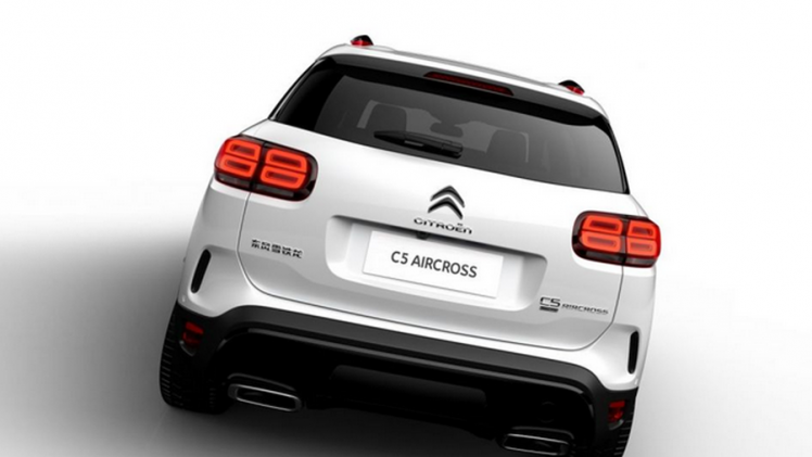 Citron mag dan wel later deze maand de conceptcersie onthullen, de productieversie van de C5 Aircross is al in vol ornaat op het internet beland.