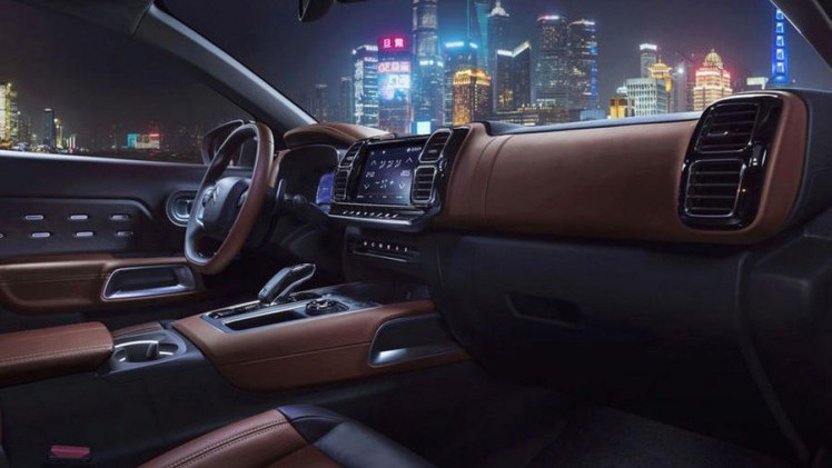 Citron mag dan wel later deze maand de conceptcersie onthullen, de productieversie van de C5 Aircross is al in vol ornaat op het internet beland.