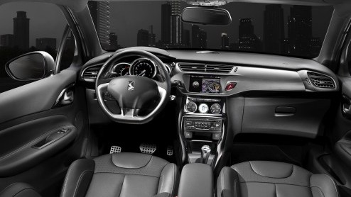 Autotest Citron DS3 BlueHDI 100. De update maakt de DS3 weer wat leuker in de omgang. De nieuwe kleine dieselmotor is voor zakenrijders interessant: 14% bijtelling in 2014 en 2015.