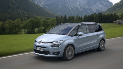 Autotest Citron Grand C4 Picasso BlueHDI 150. Enkele maanden na het debuut van de vijfzits Citron C4 Picasso is het de beurt aan de zevenzits Grand C4 Picasso.