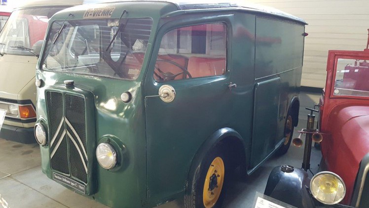 Citron toont het Conservatoire 350 historische modellen, de helft van de totale collectie.