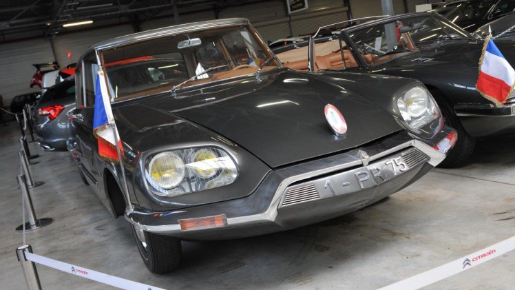Citron toont het Conservatoire 350 historische modellen, de helft van de totale collectie.