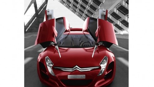 Ook Citron lijkt zich binnen niet al te lange tijd zich te gaan mengen in het hybride segment. Dat ze er mee bezig zijn bewijst de C-Mtisse concept car.