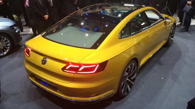 Volkswagen Sport Coup Concept GTE kan als opvolger gaan dienen voor de CC en daarmee een plekje bemachtigen tussen de Passat en Phaeton.
