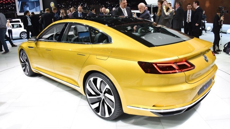 Volkswagen Sport Coup Concept GTE kan als opvolger gaan dienen voor de CC en daarmee een plekje bemachtigen tussen de Passat en Phaeton.
