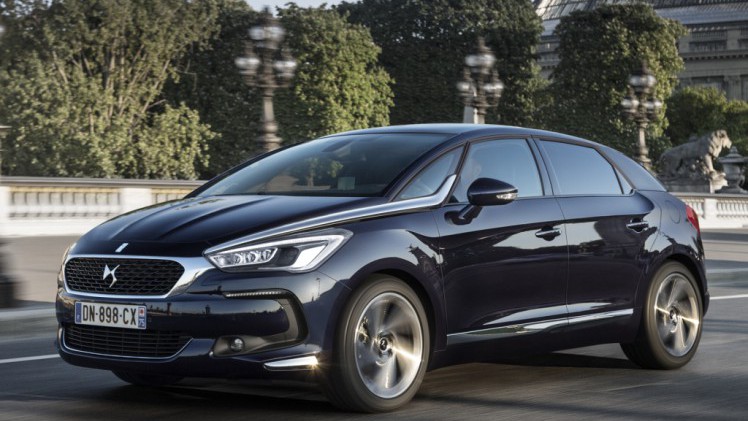 Autotest nieuwe DS5, het faceliftmodel van de Citro?n DS 5. We rijden de Fransoos met de BlueHDi 180 inclusief automaat en dat is een heerlijkheid.