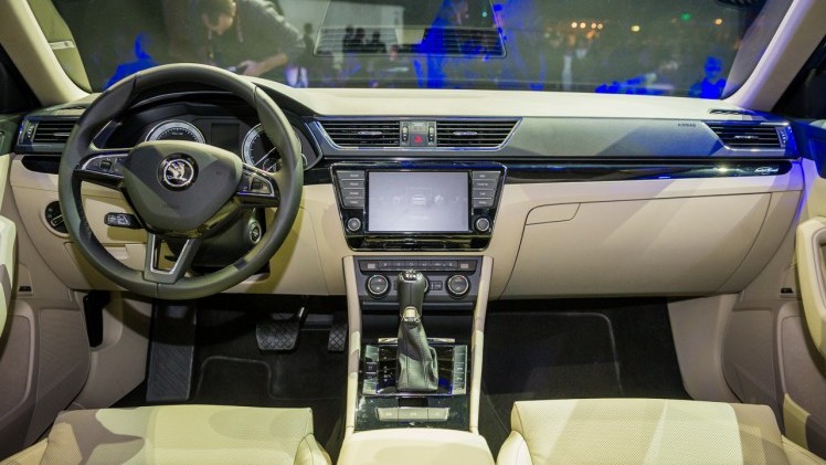 Skoda presenteert vandaag in Praag de compleet nieuwe Superb. Dit is hem!