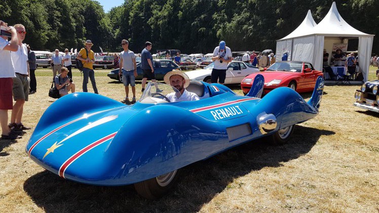 Het afgelopen weekend was het concours d'lgance op het Paleis het Loo weer 'the place to be' voor de oldtimerliefhebber.