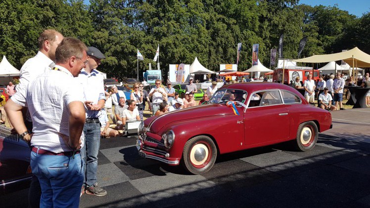 Het afgelopen weekend was het concours d'lgance op het Paleis het Loo weer 'the place to be' voor de oldtimerliefhebber.