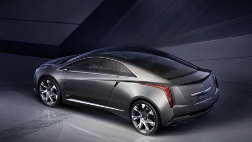 Met de Cadillac Converj Concept willen de Amerikanen het helemaal gaan maken. Het is een sportieve tweedeurscoupe die door een elektromotor wordt aangedreven. Update: Wie dacht dat de Cadillac Converj