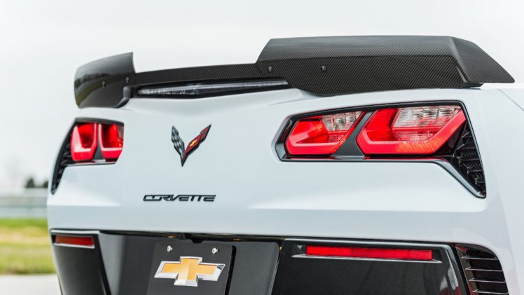 Chevrolet begint nu al met de viering van de 65ste verjaardag van de Corvette met de lancering van de Carbon 65 Edition.