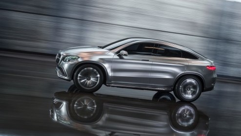 De coupversie van de ML gaat officieel ML Coup heten en niet MLC zoals eerder werd gesuggereerd. De voornaamste concurrent van de BMW X6 beleeft begin volgend jaar zijn debuut.