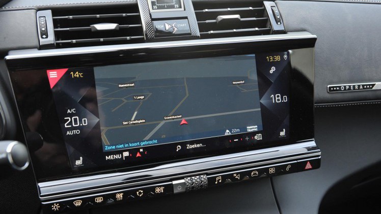De DS 7 Crossback is de eerste volledig nieuwe auto onder het DS label. Kan deze SUV overtuigen in de premium klasse?